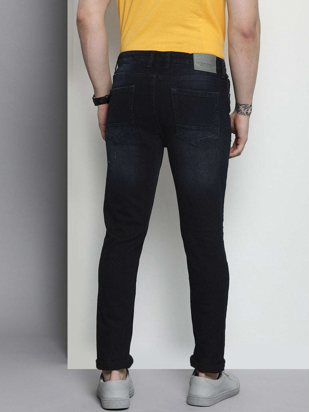 Shop Men Skinny Jeans Online.