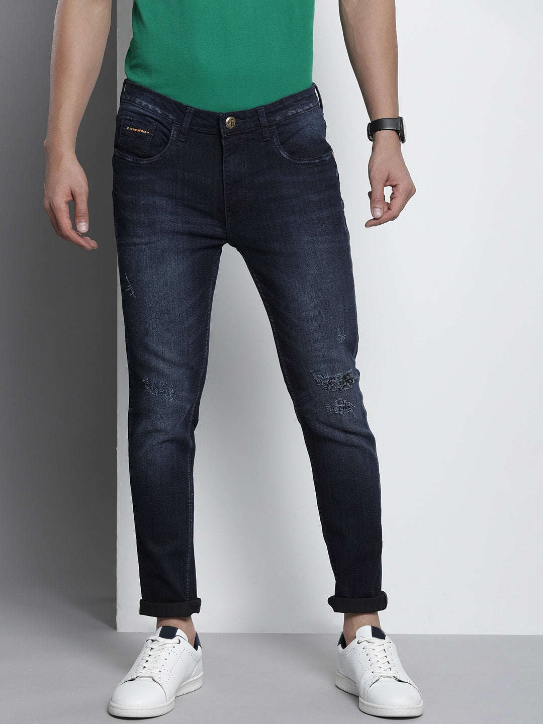 Shop Men Skinny Distressed Jeans Online.