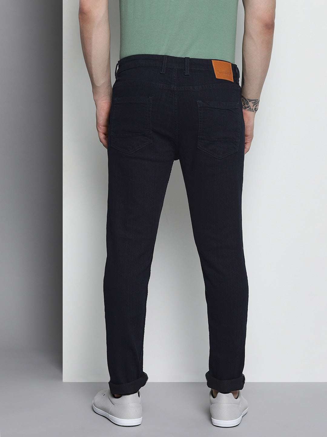 Shop Men Distress Skinny Fit Jeans Online.