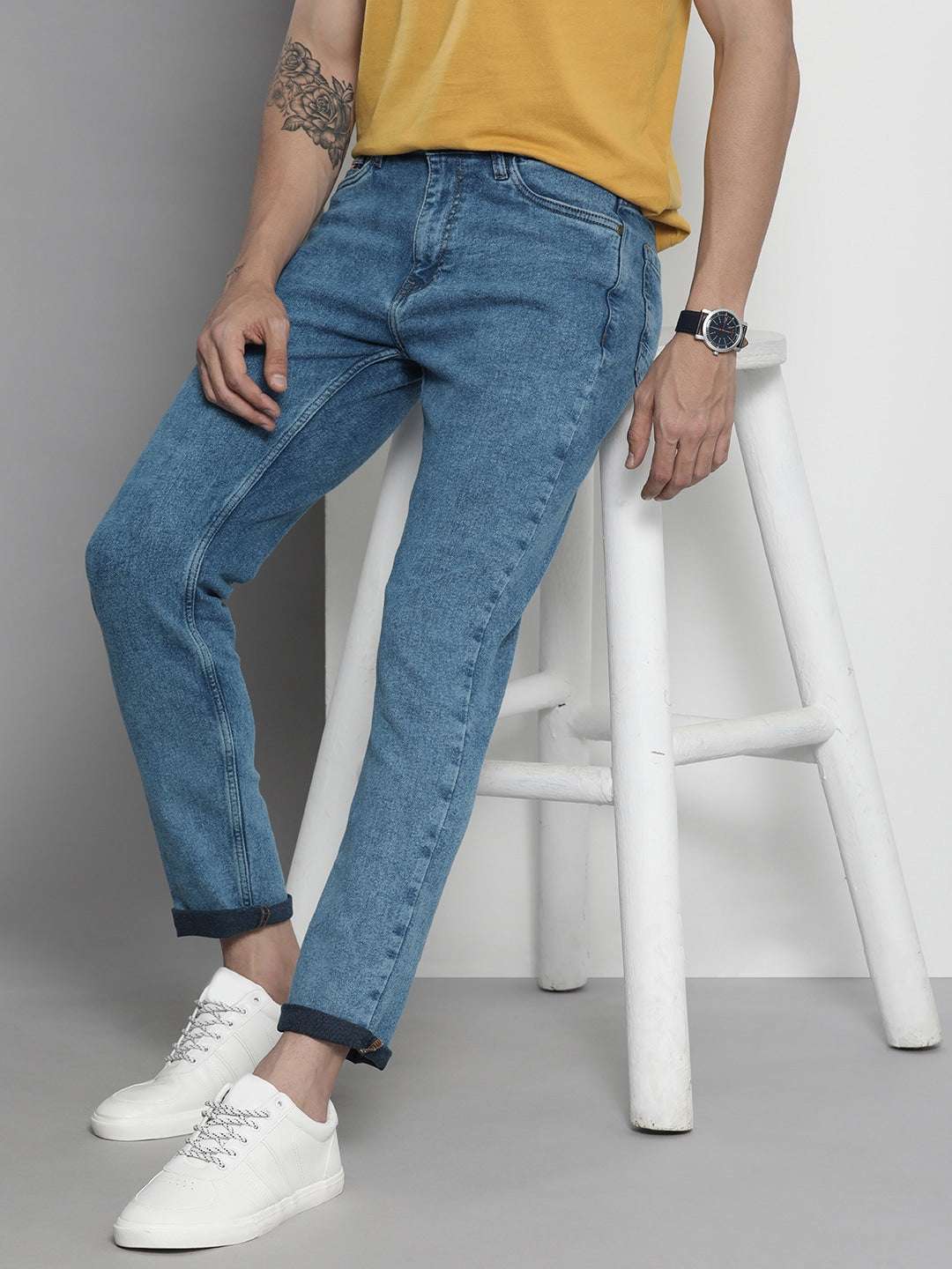 Shop Men Distressed Denim Jeans Online.