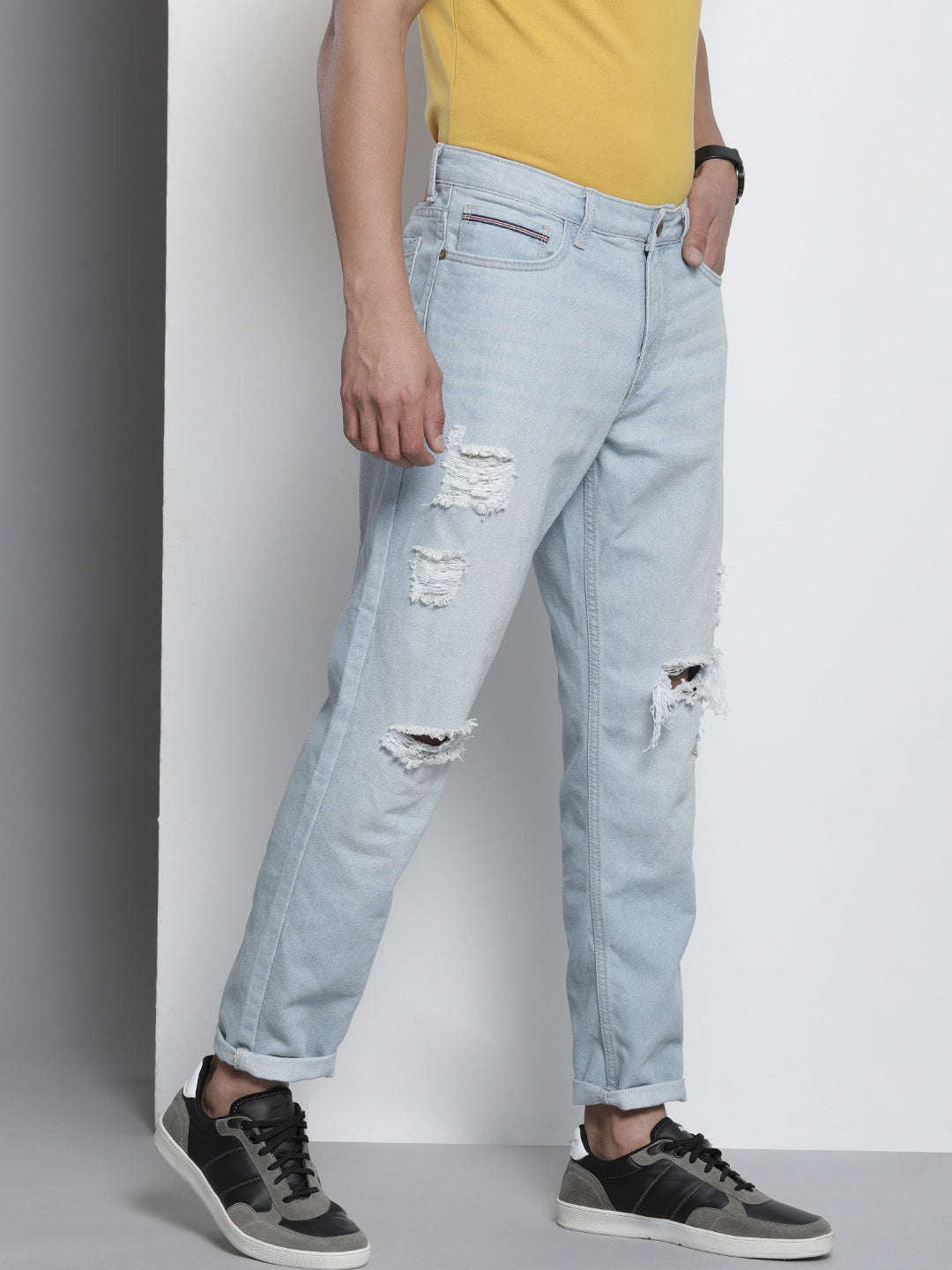 Shop Men Dad Fit Jeans Online.