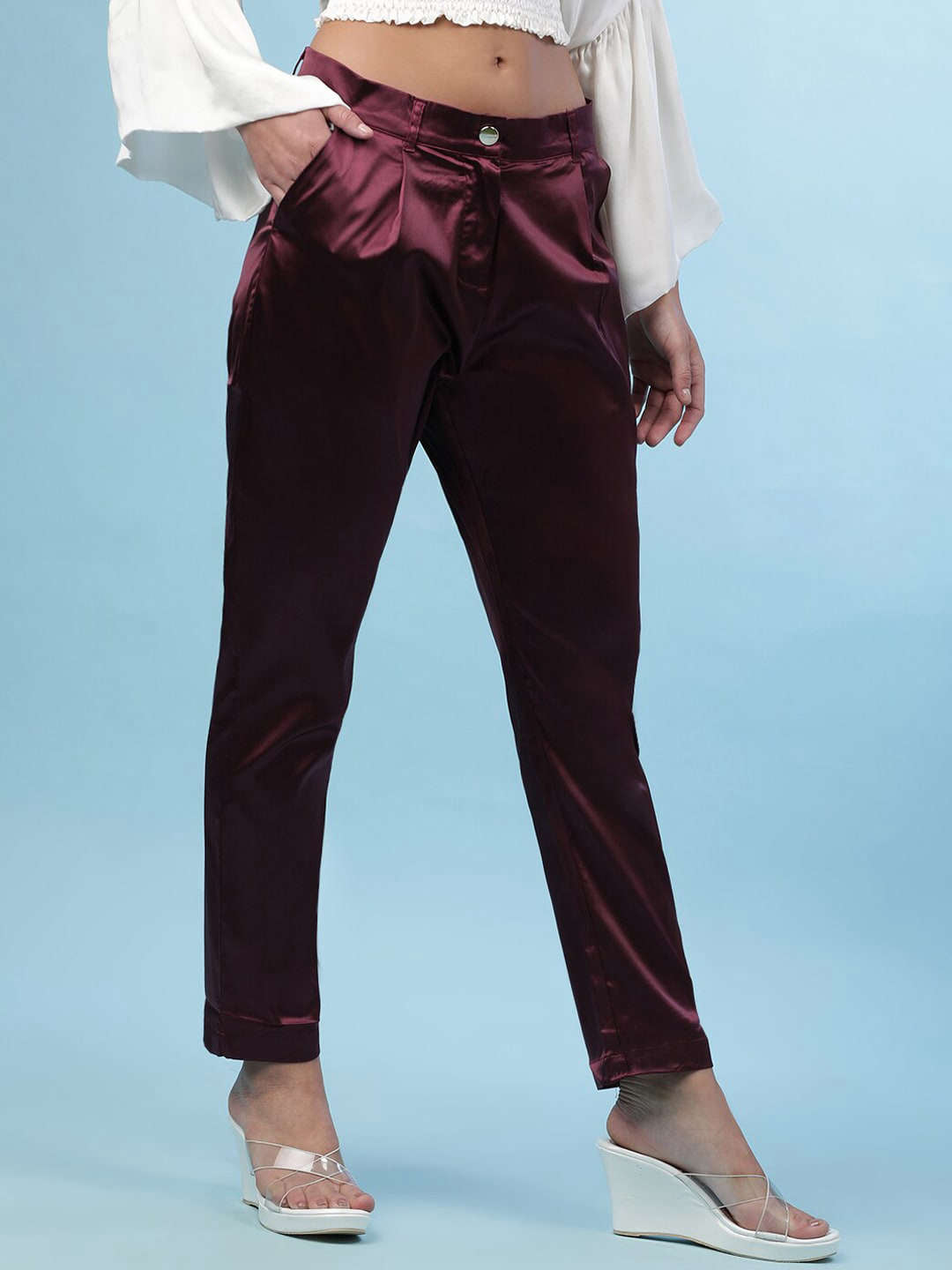 Shop Women Tapered Pant Online.