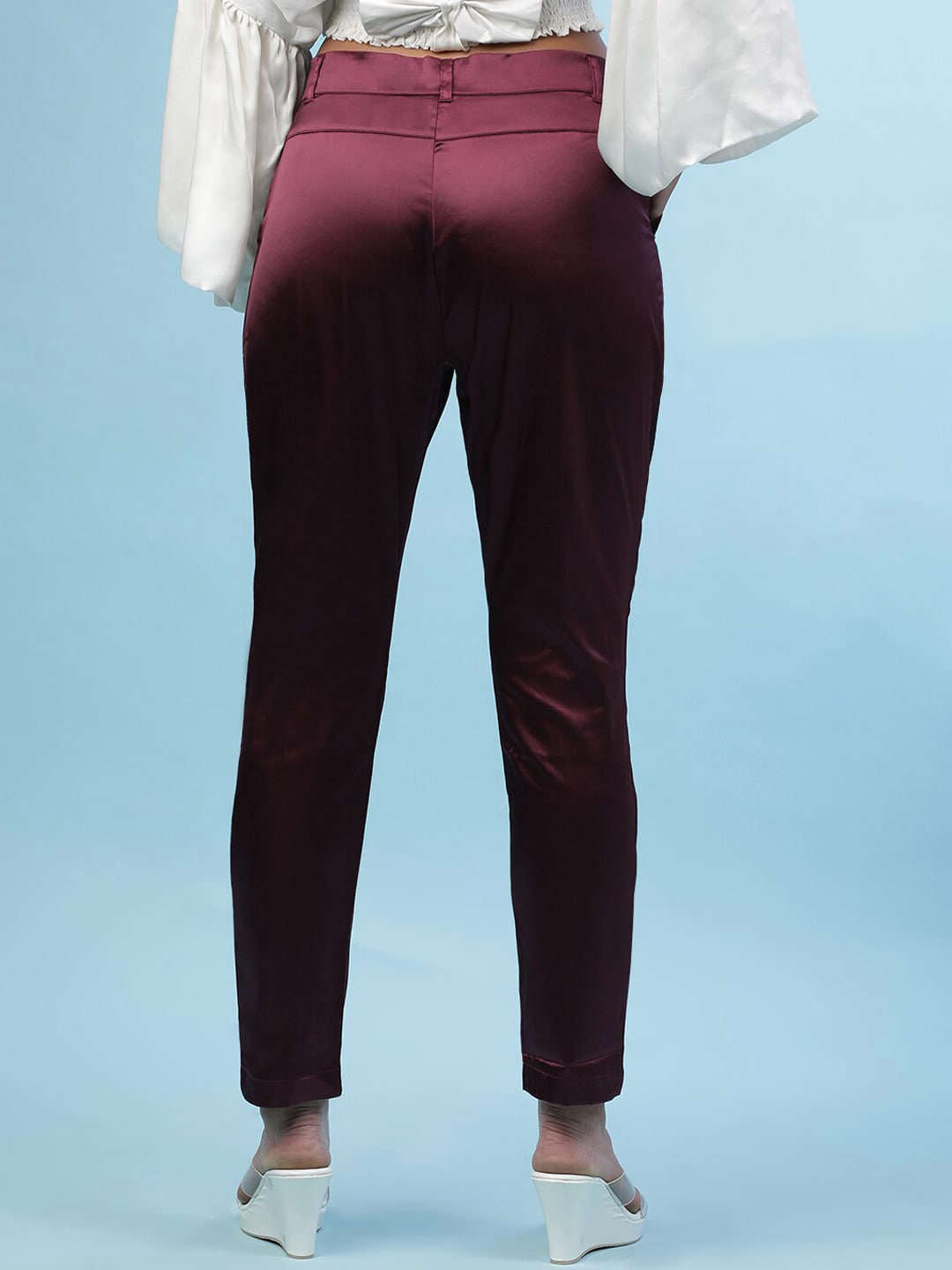 Shop Women Tapered Pant Online.