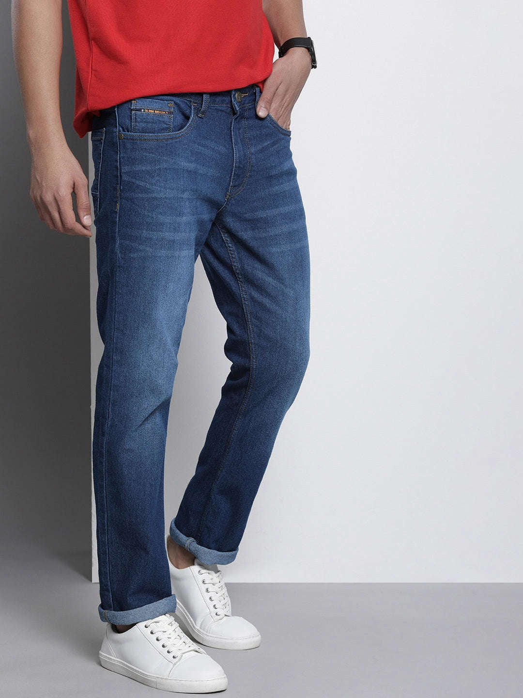 Shop Men Slim Straight Fit Jeans Online.