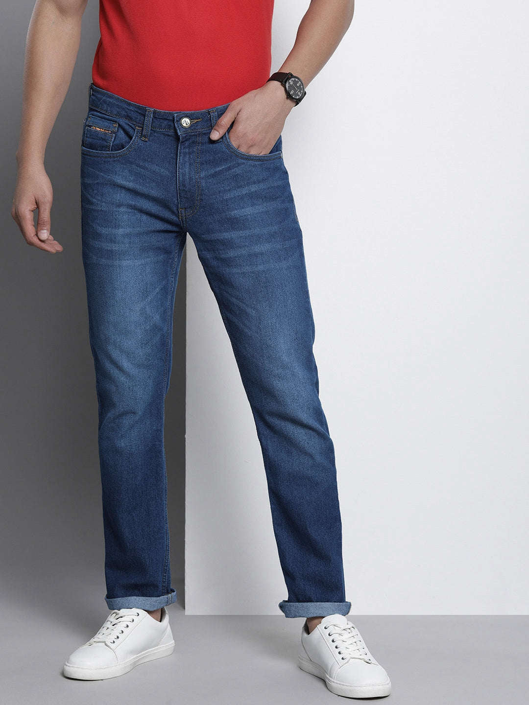 Shop Men Slim Straight Fit Jeans Online.