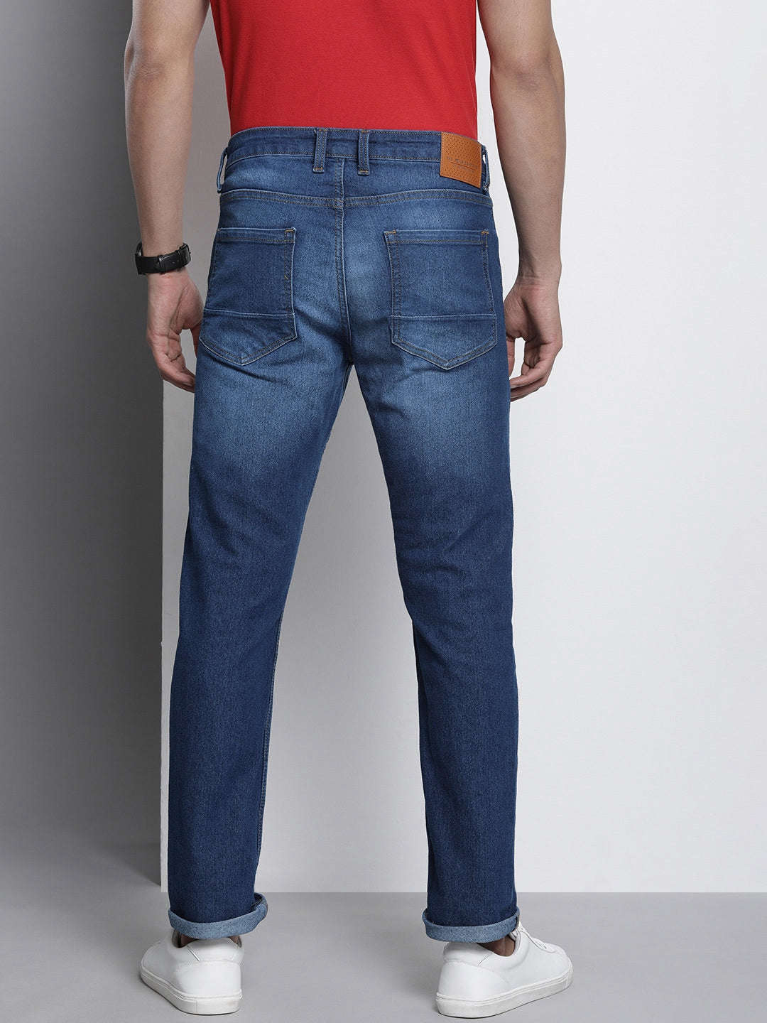 Shop Men Slim Straight Fit Jeans Online.