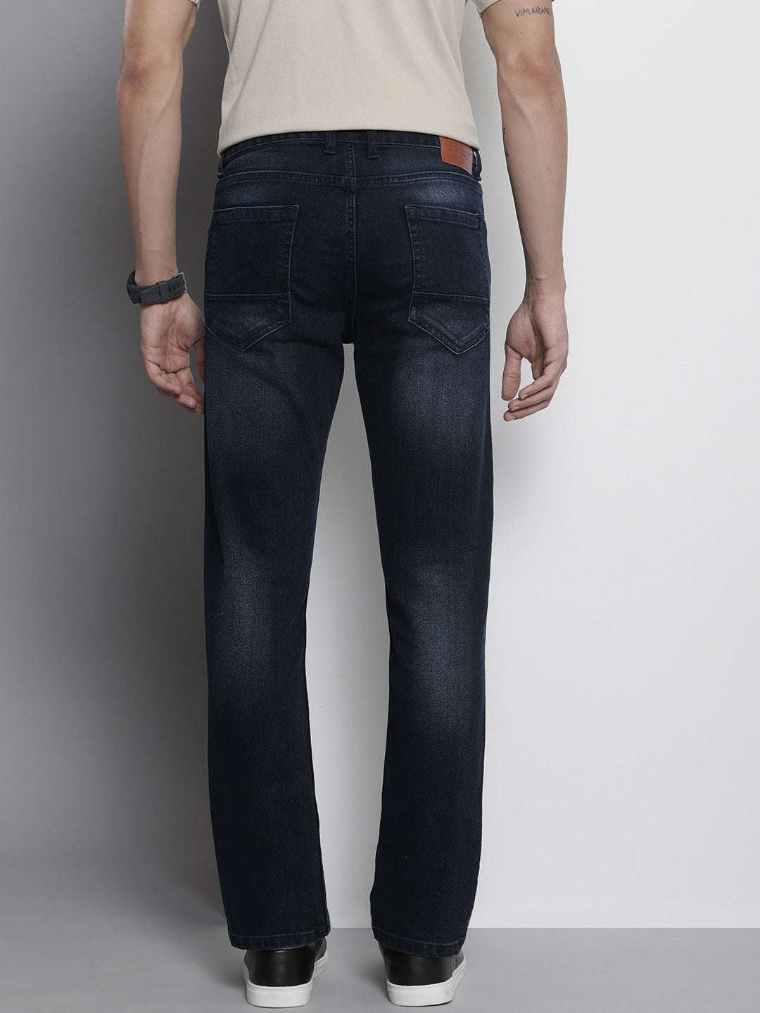 Shop Men Slim Straight Fit Jeans Online.