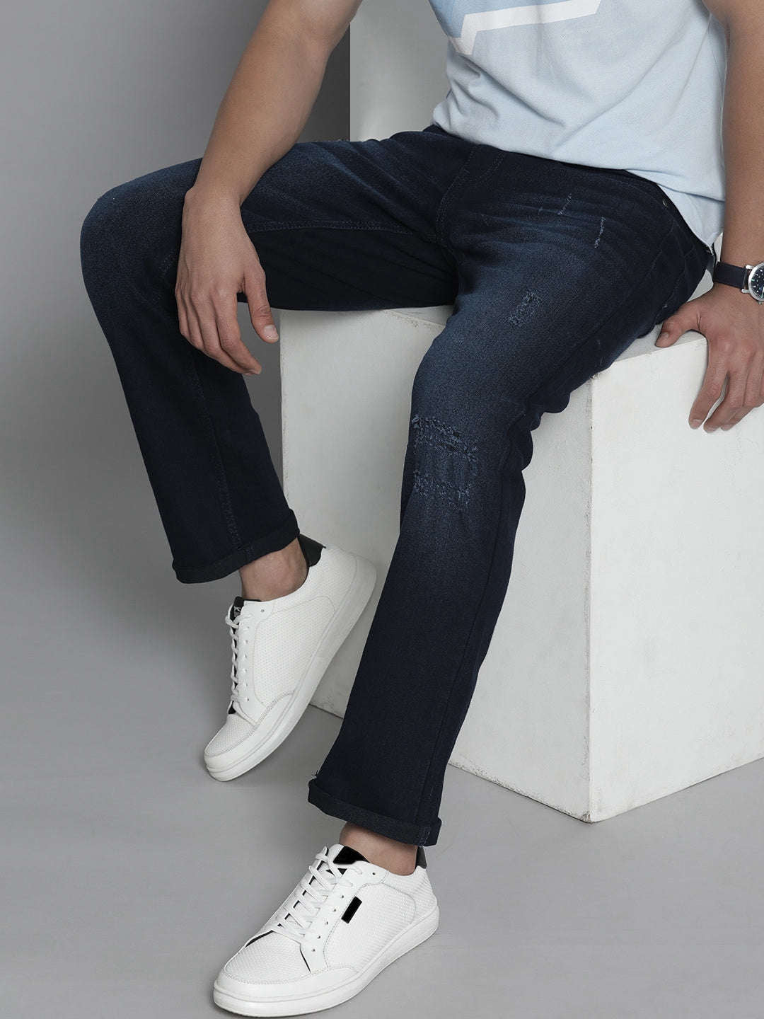 Shop Men Slim Straight Fit Jeans Online.