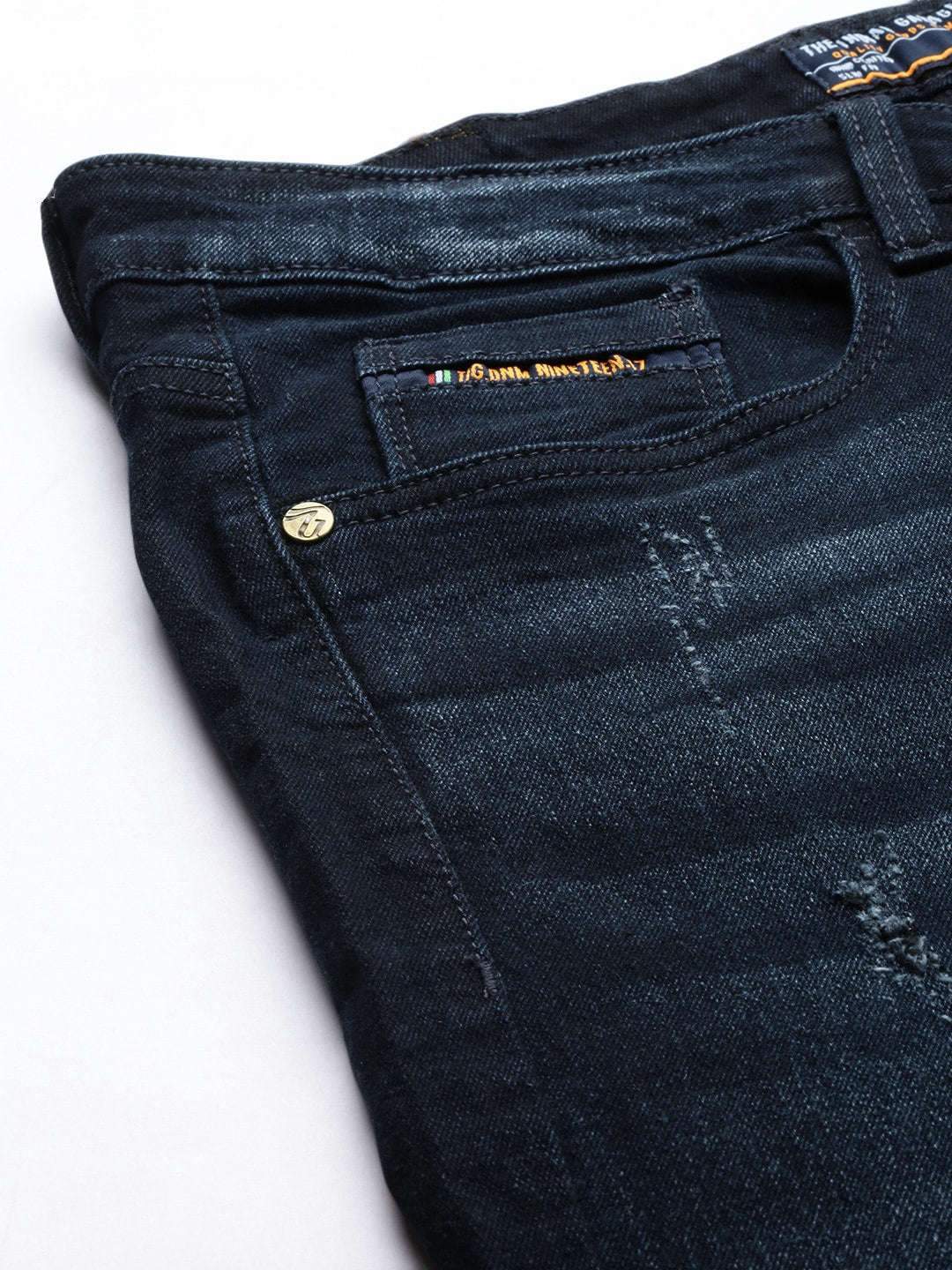 Shop Men Slim Straight Fit Jeans Online.