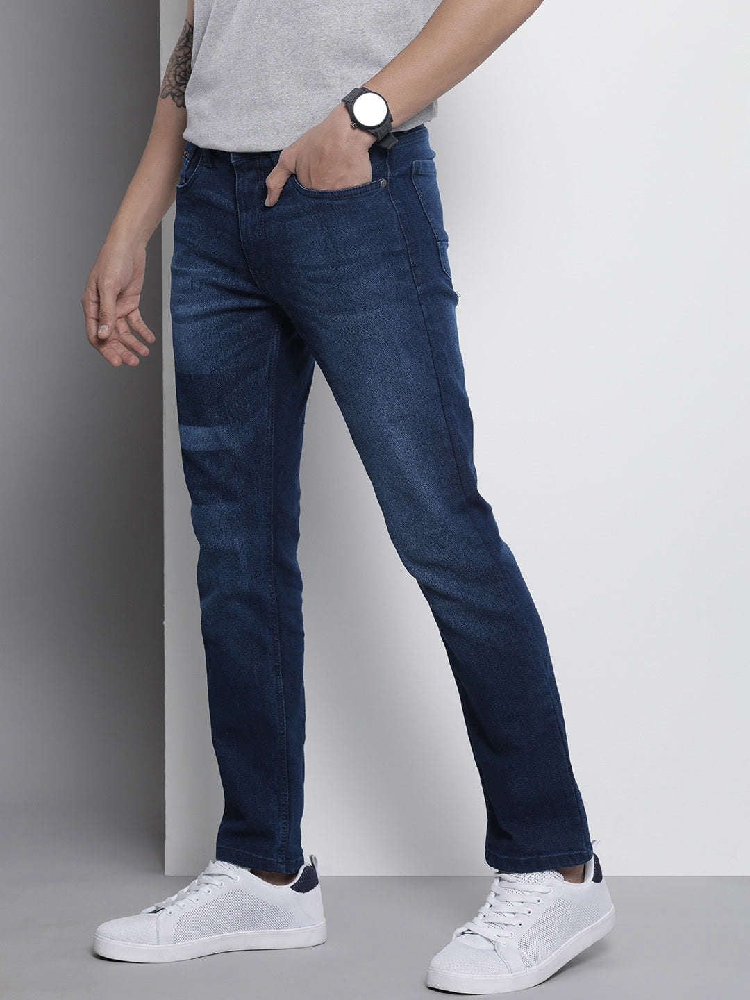 Shop Men Slim Straight Fit Jeans Online.