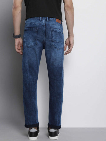Shop Men Slim Straight Fit Jeans Online.