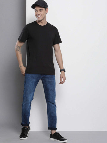 Shop Men Slim Straight Fit Jeans Online.