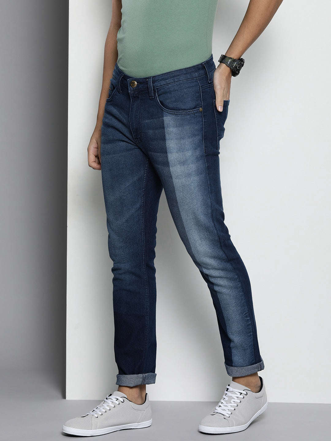 Shop Men Slim Straight Fit Jeans Online.