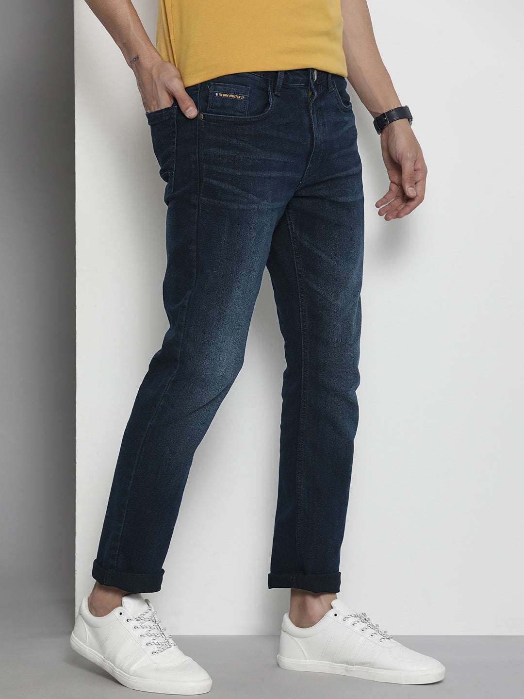 Shop Men Distressed Straight Jeans Online.