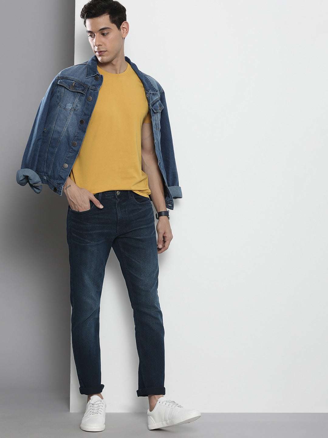 Shop Men Distressed Straight Jeans Online.