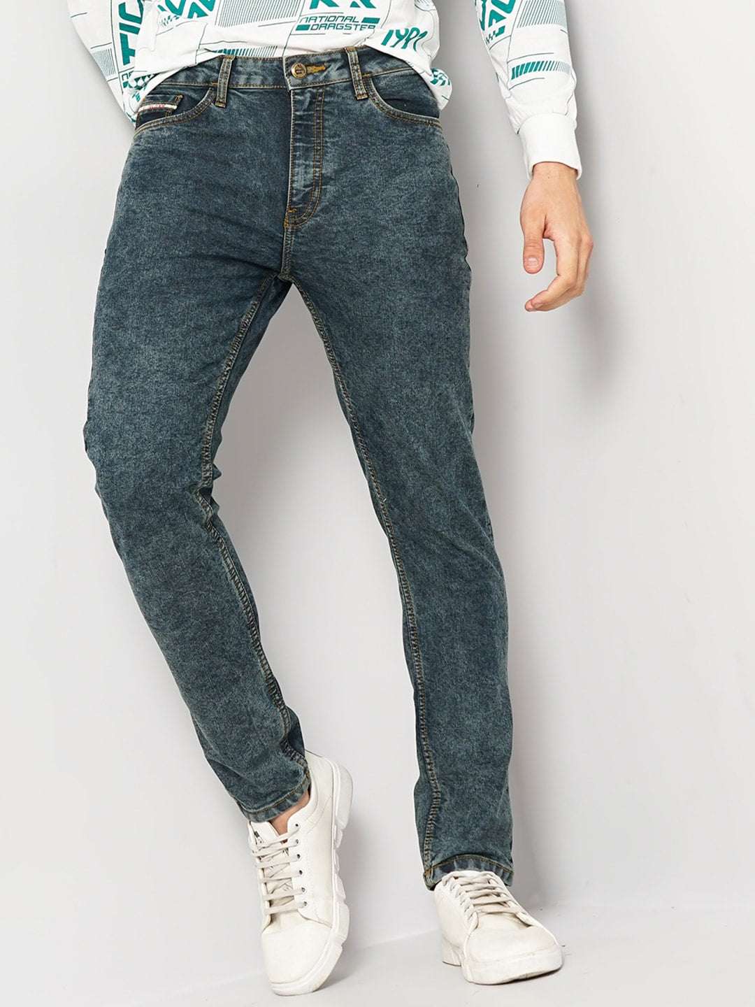 Shop Men Slim Fit Jeans Online.