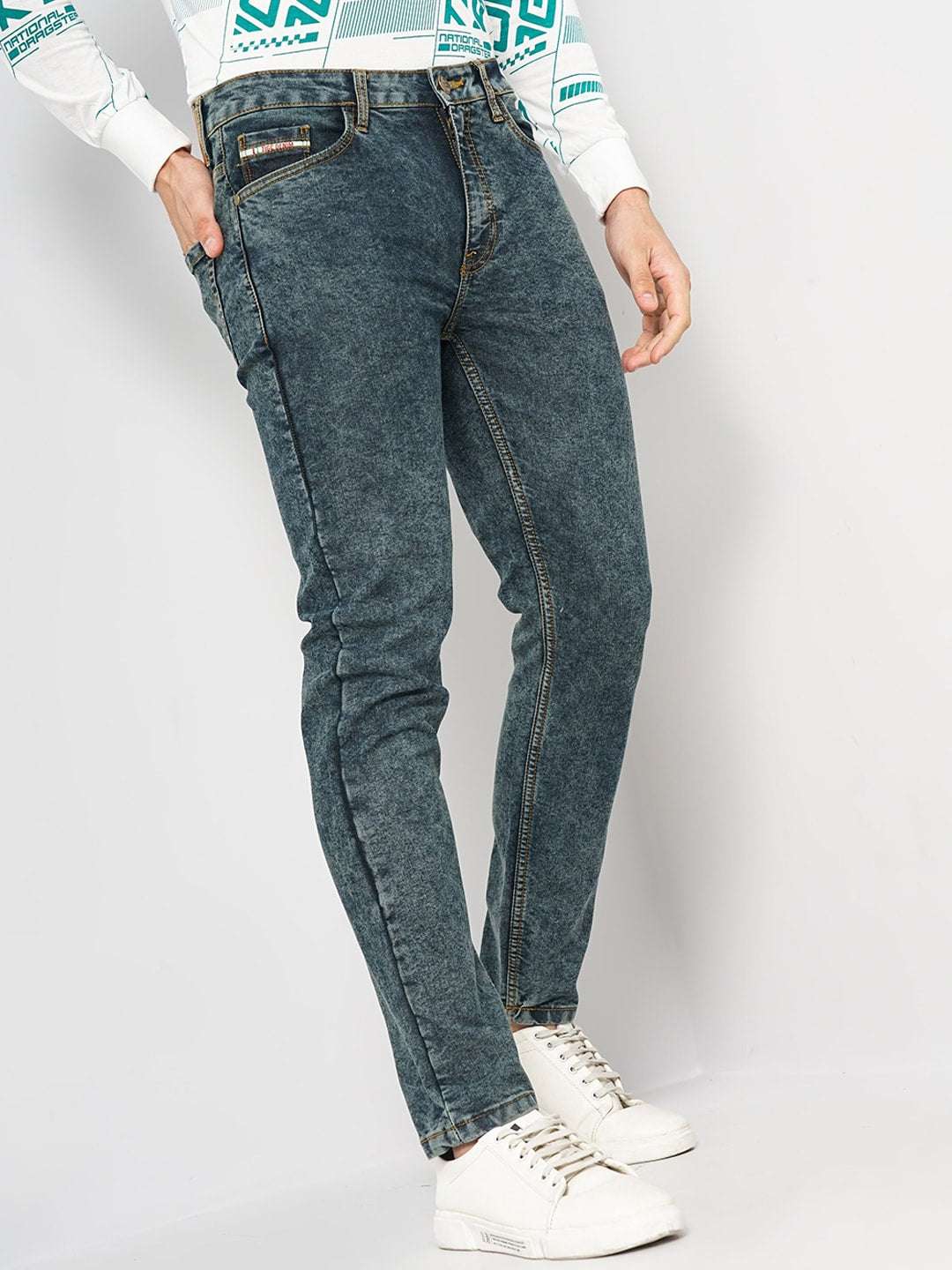 Shop Men Slim Fit Jeans Online.