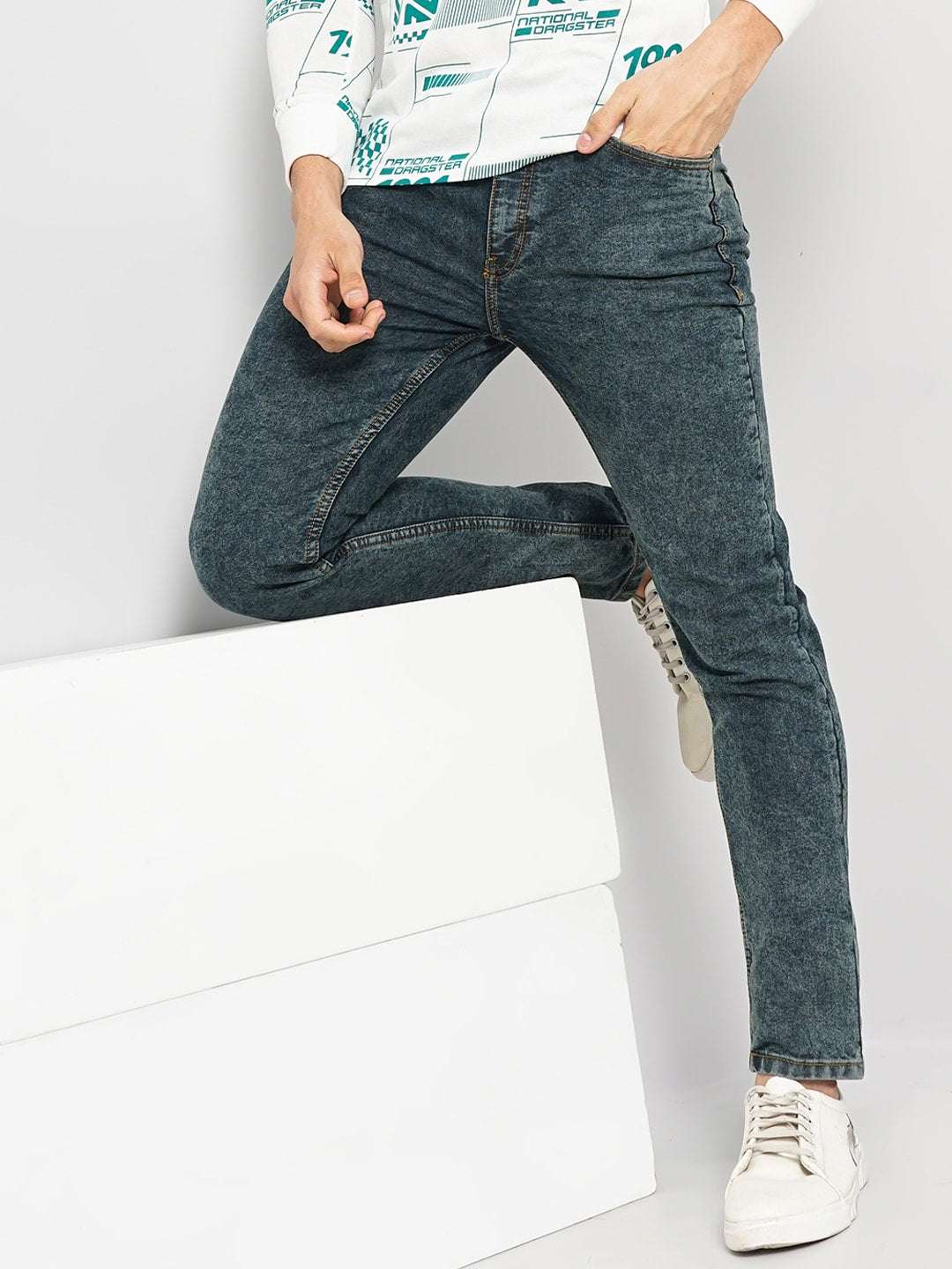 Shop Men Slim Fit Jeans Online.