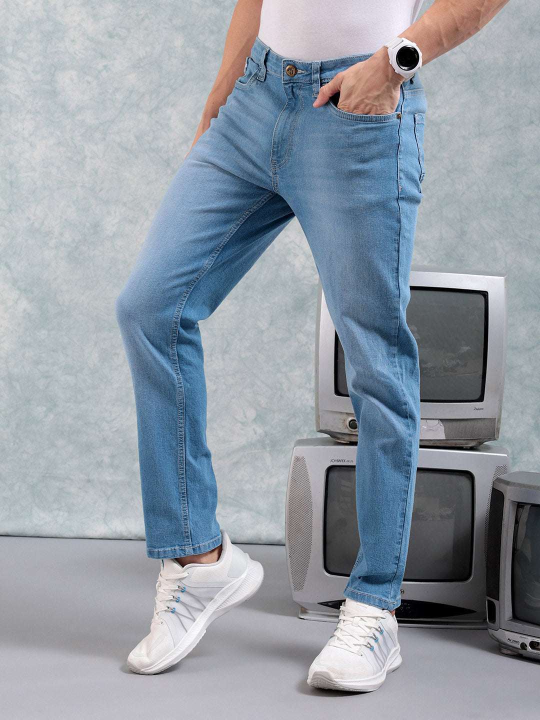 Shop Men Slim Fit Jeans Online.