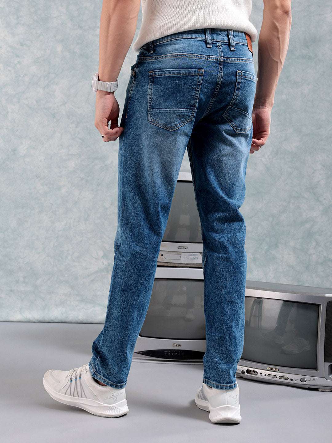 Shop Men Slim Fit Jeans Online.