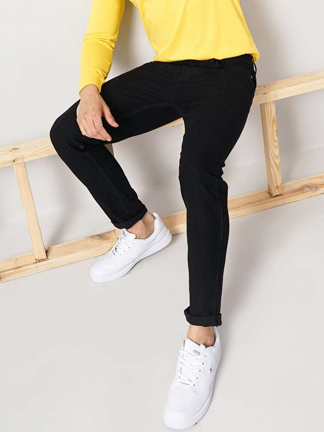 Shop Men Slim Fit Jeans Online.