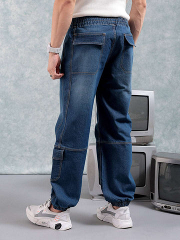 Shop Men Relaxed Fit Jeans Online.