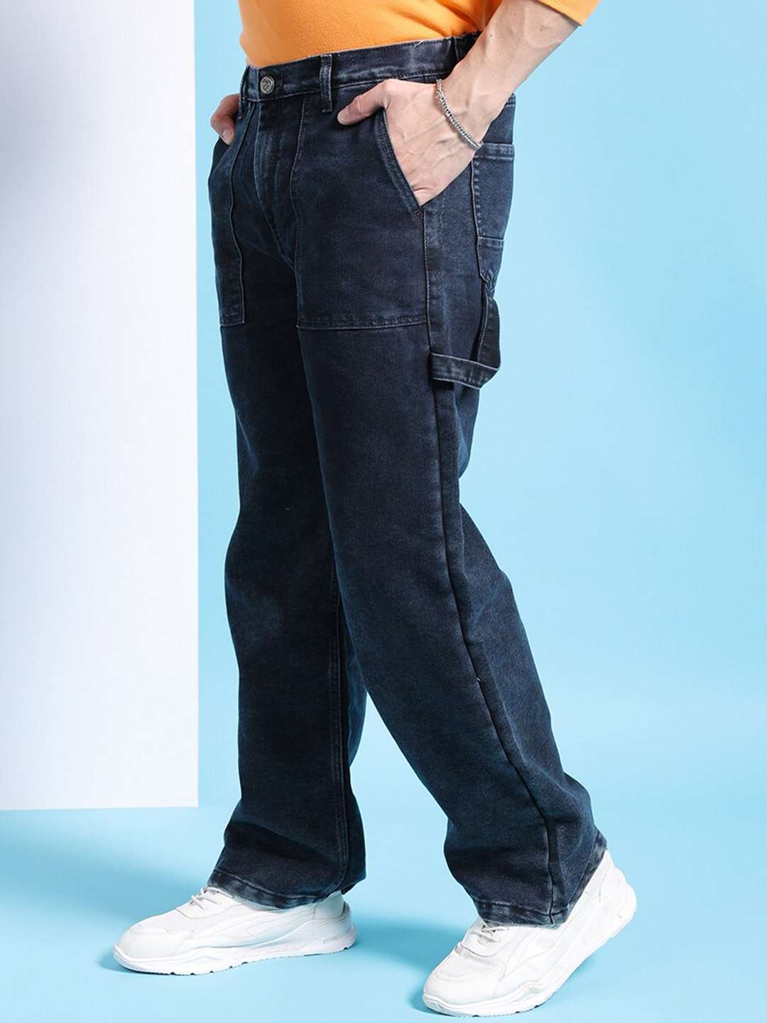 Shop Men Relaxed Fit Jeans Online.