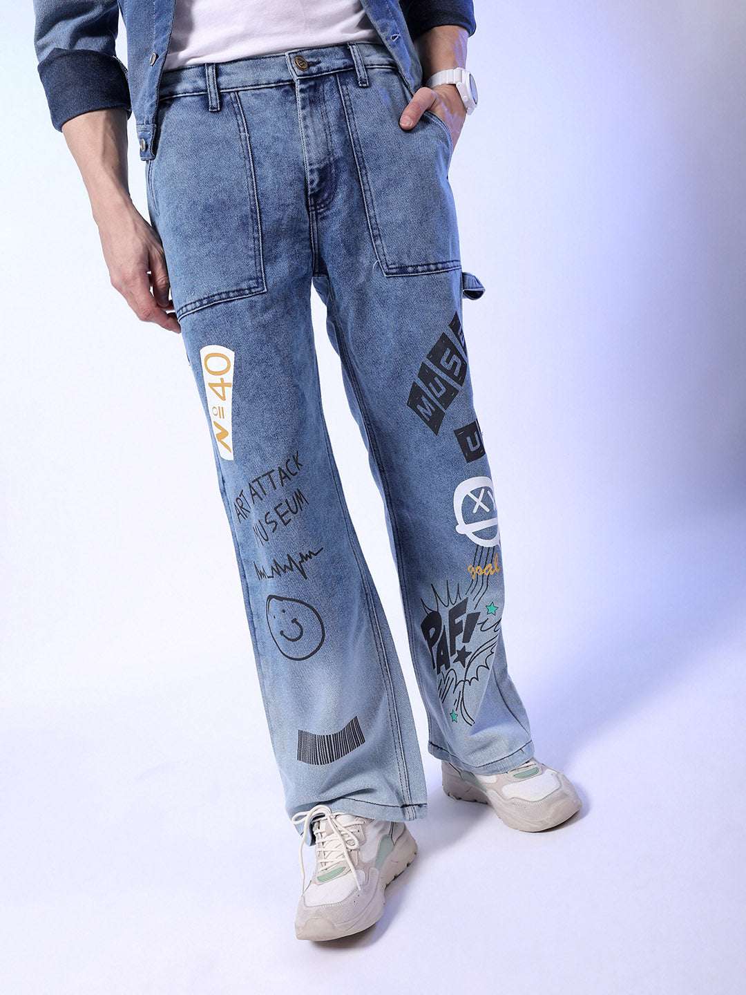 Shop Men Relaxed Fit Jeans Online.