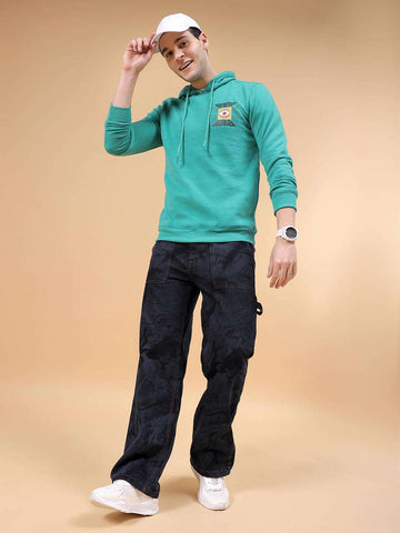 Shop Men Relaxed Fit Jeans Online.