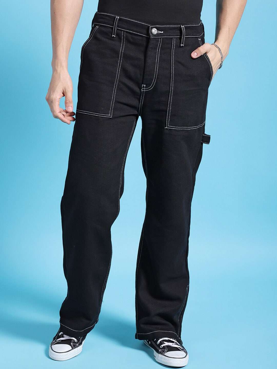 Shop Men Relaxed Fit Jeans Online.