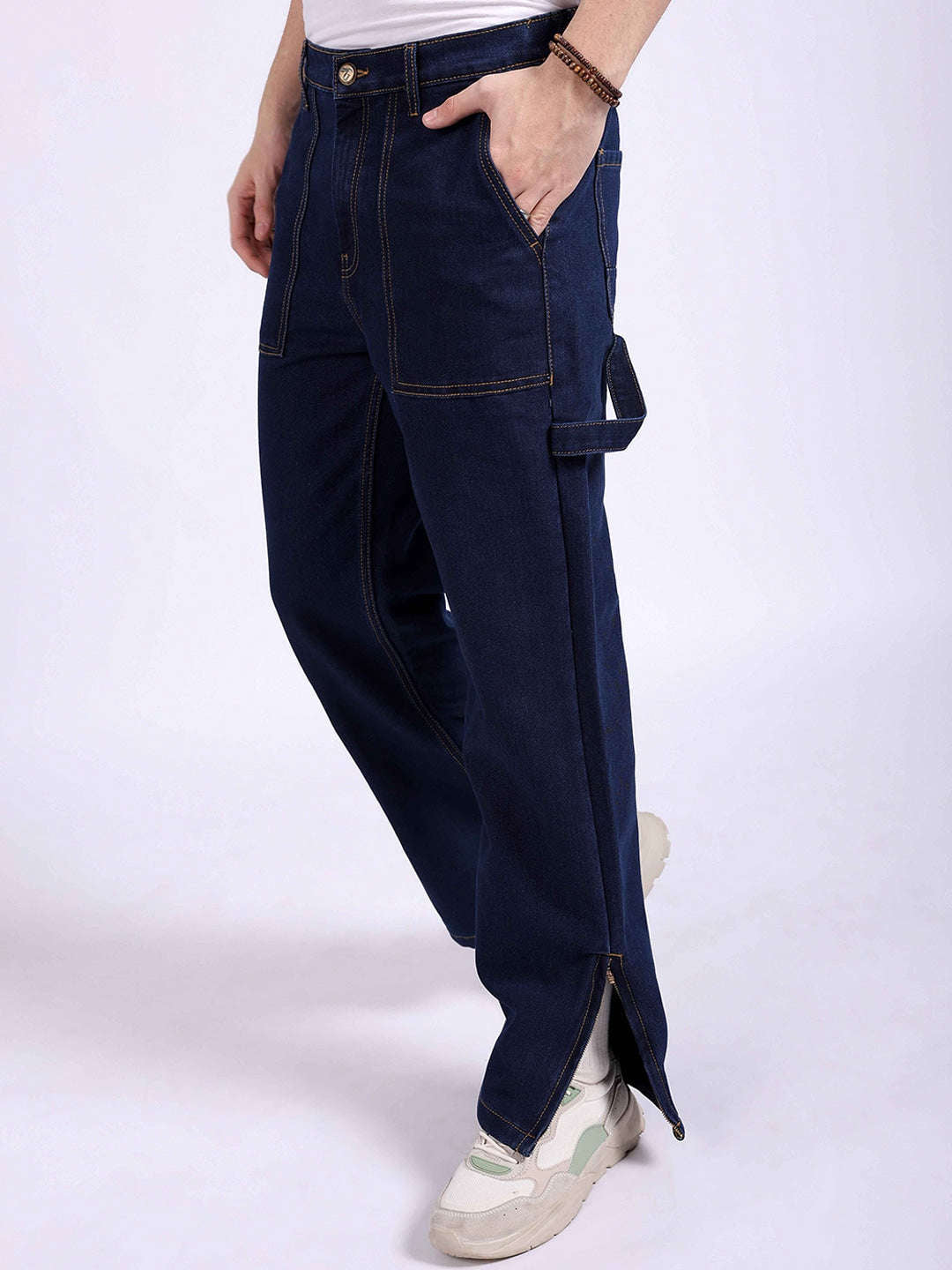 Shop Men Relaxed Fit Jeans Online.