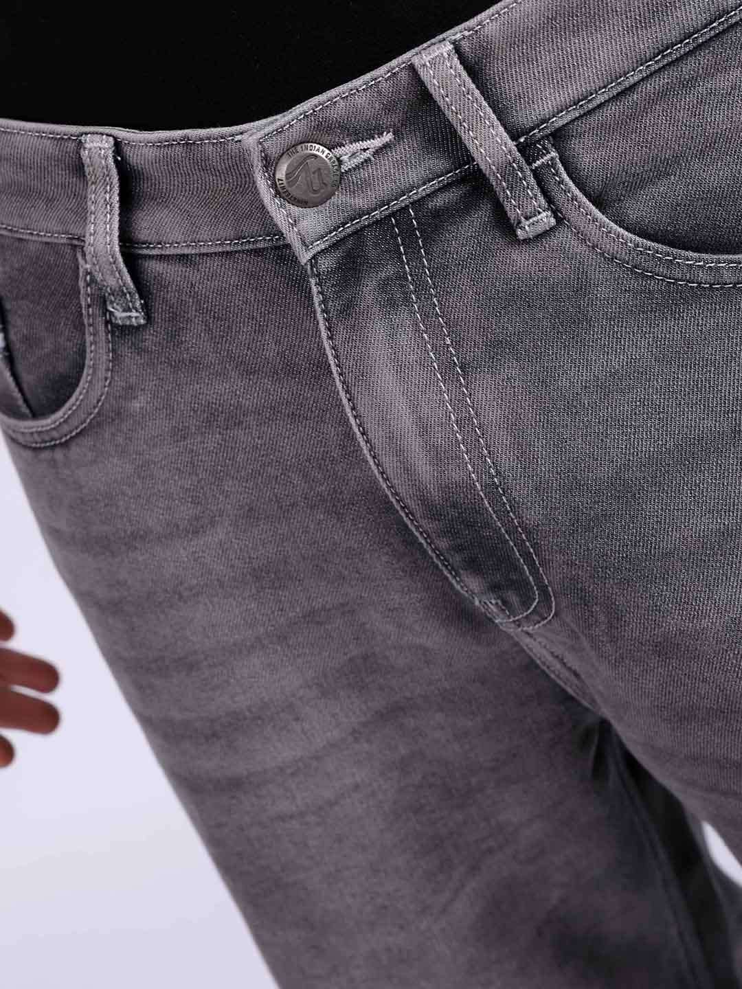 Shop Men Relaxed Fit Jeans Online.