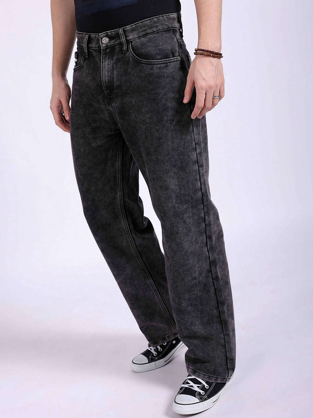 Shop Men Relaxed Fit Jeans Online.