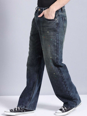 Shop Men Relaxed Fit Jeans Online.