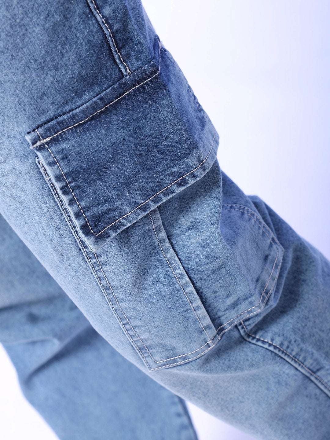 Shop Men Regular Fit Jeans Online.