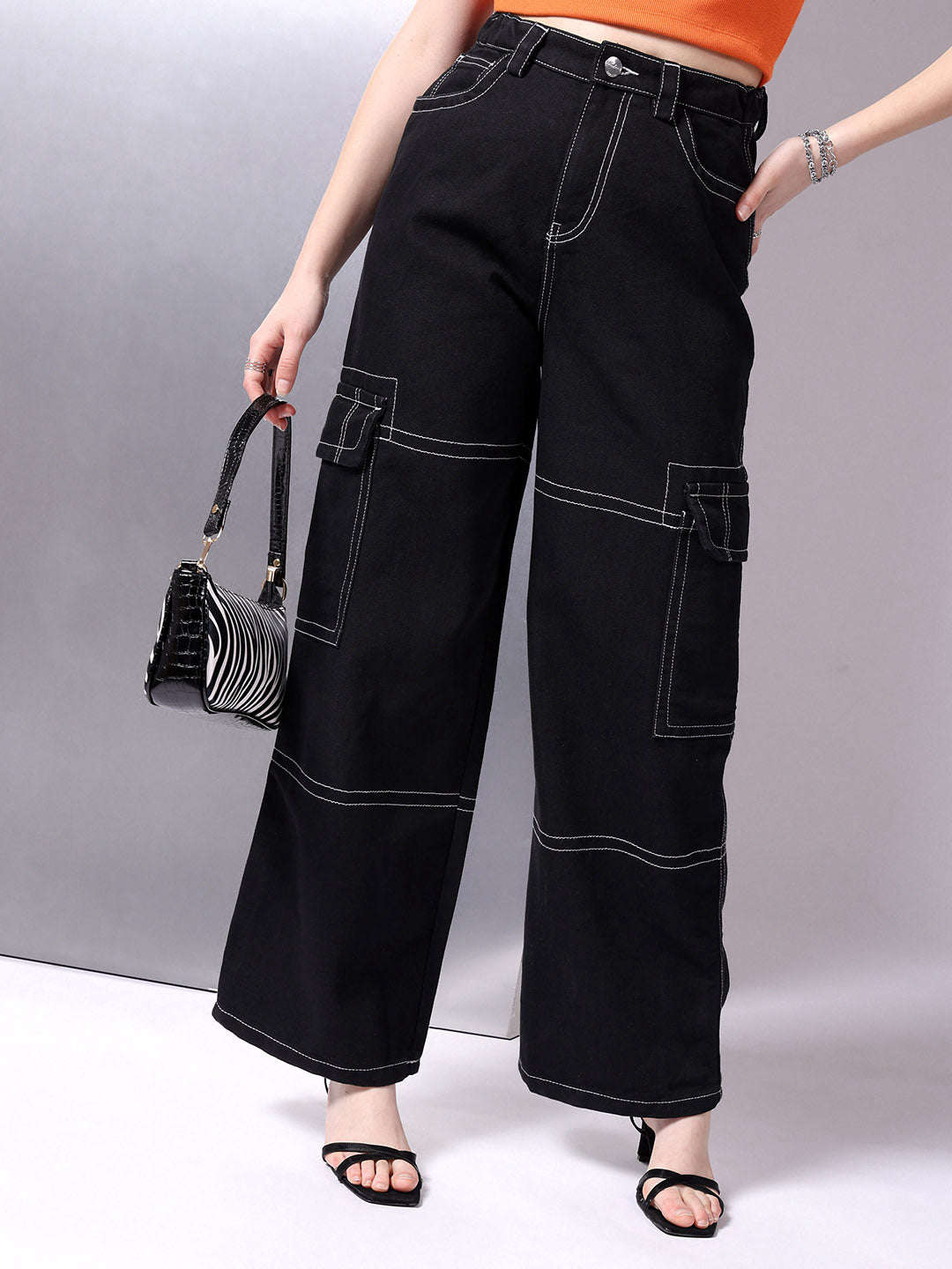 Shop Women Relaxed Fit Jeans Online.