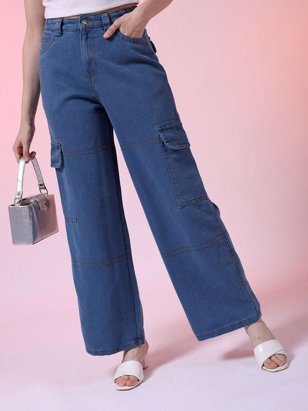 Shop Women Relaxed Fit Jeans Online.