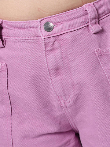 Shop Women Relaxed Fit Jeans Online.