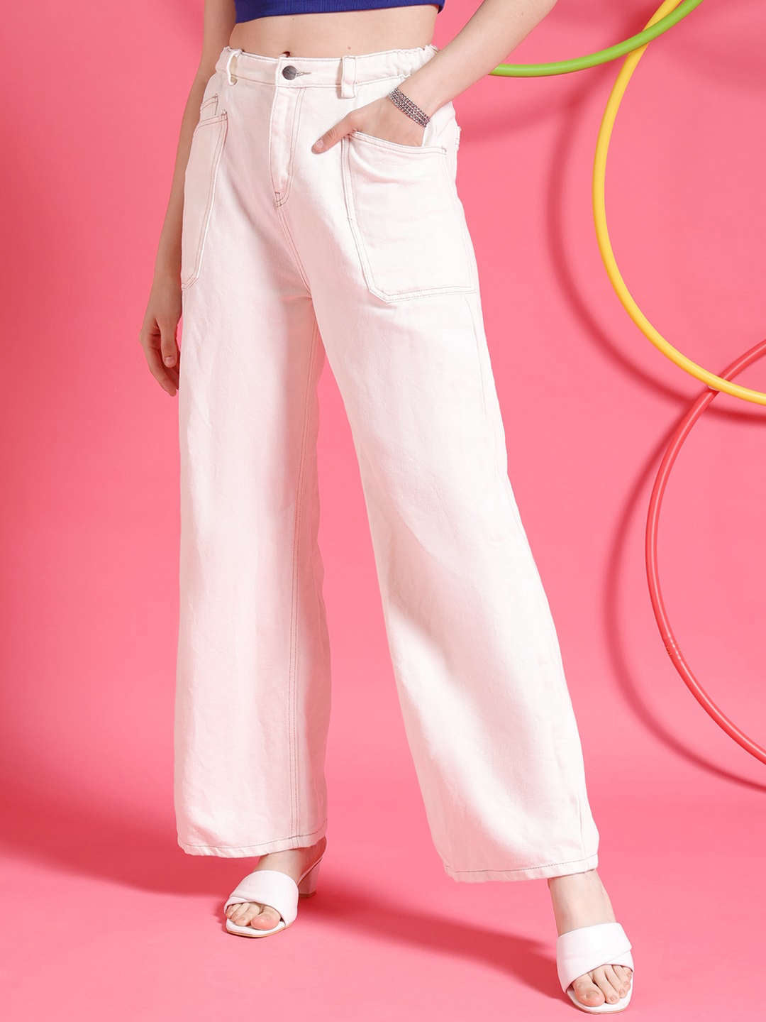 Shop Women Relaxed Fit Jeans Online.