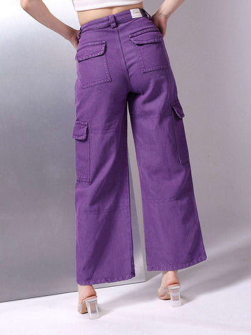 Shop Women Relaxed Fit Jeans Online.