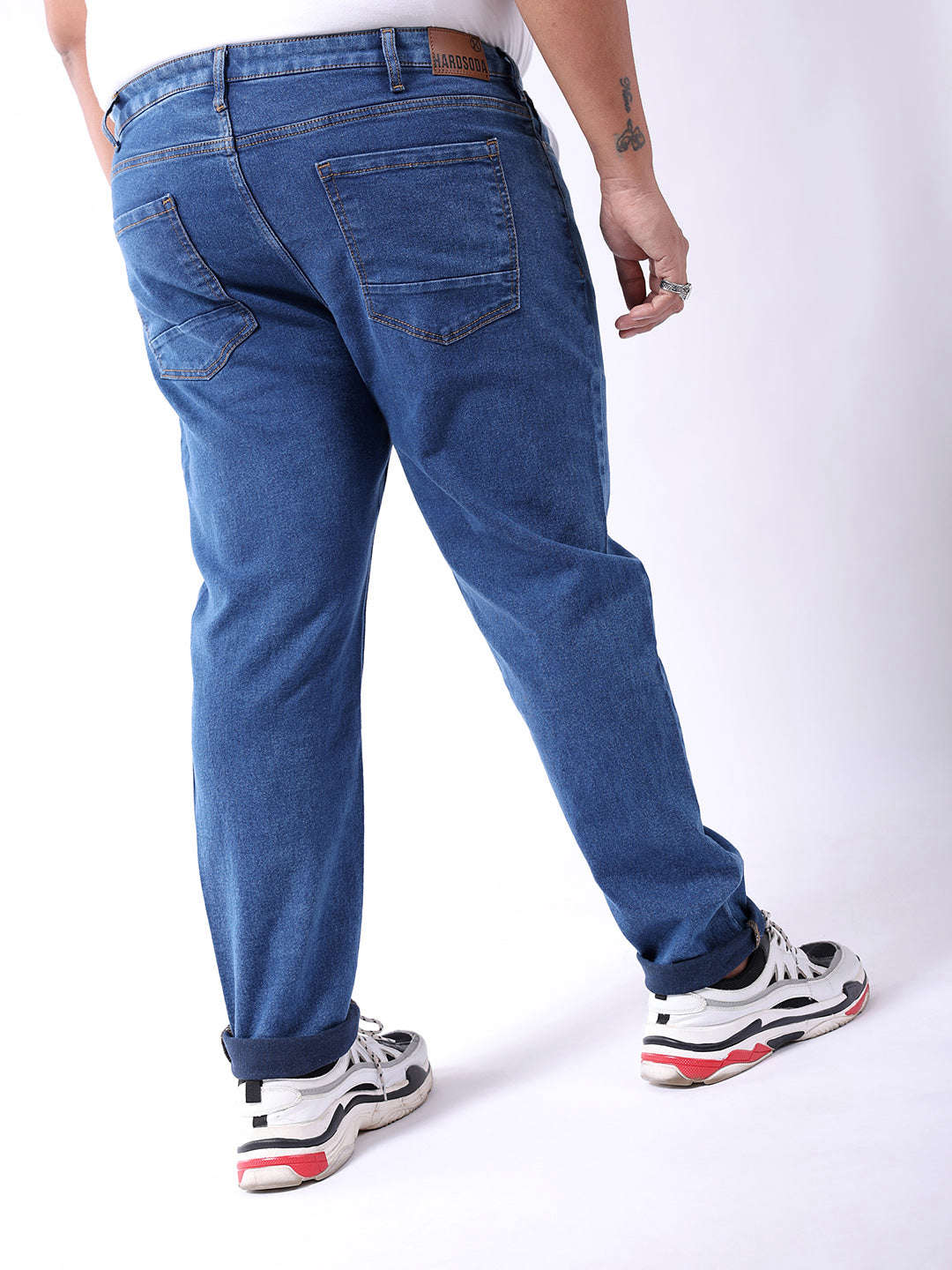 Shop Men Slim Fit Jeans Online.