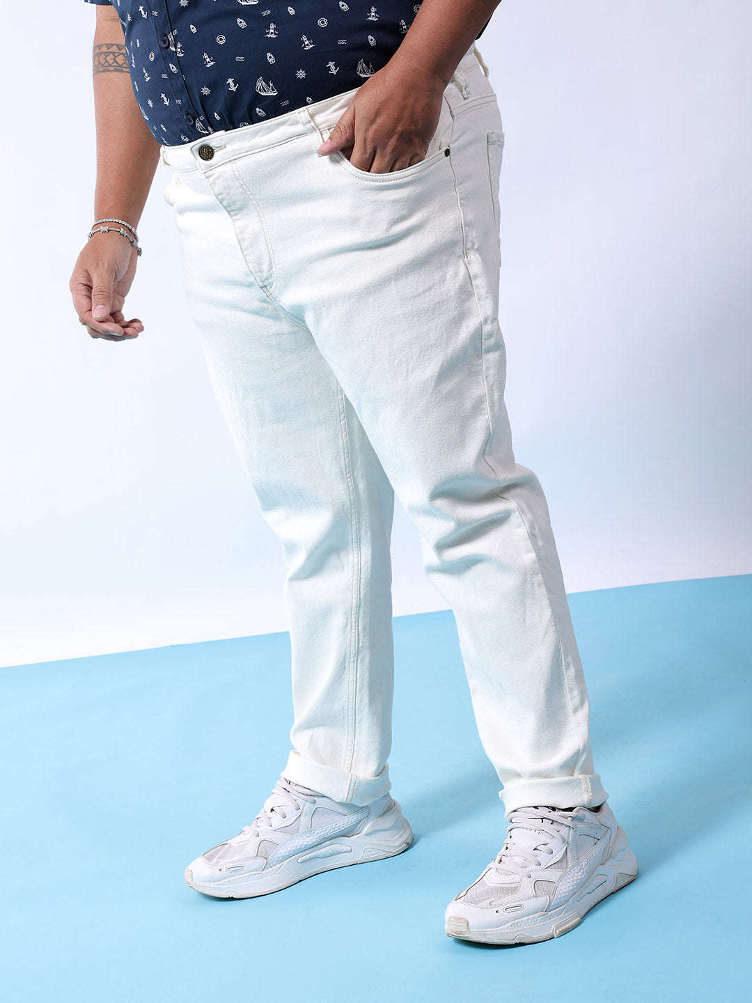 Shop Men Slim Fit Jeans Online.