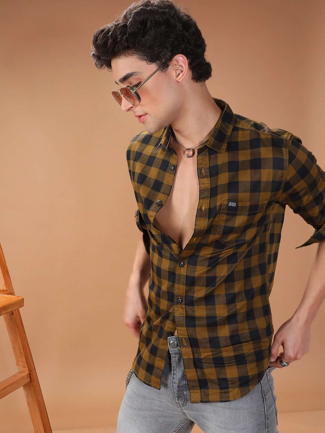 Shop Men Checked Casual Shirt Online.