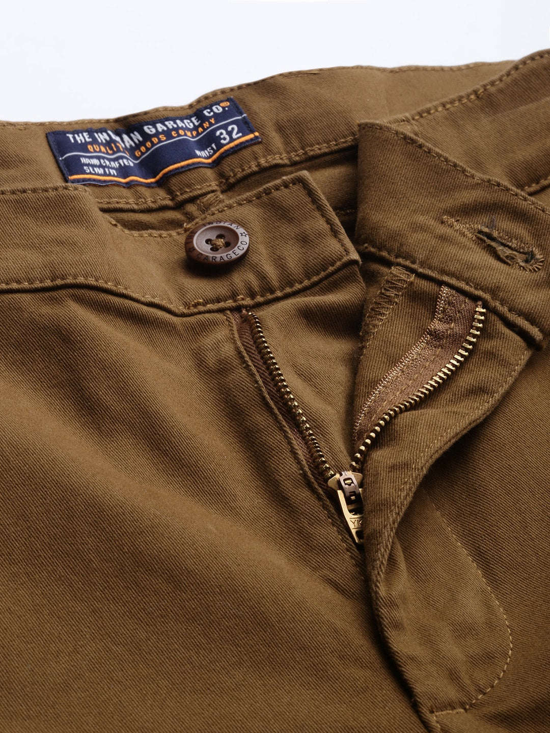 Shop Men Cuffed Cargo Pant Online.