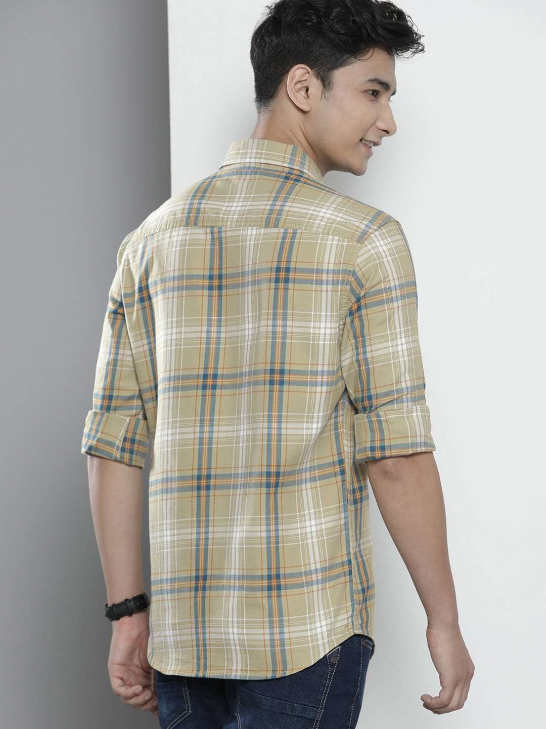 Shop Men's Checked Slim Fit Shirt Online.