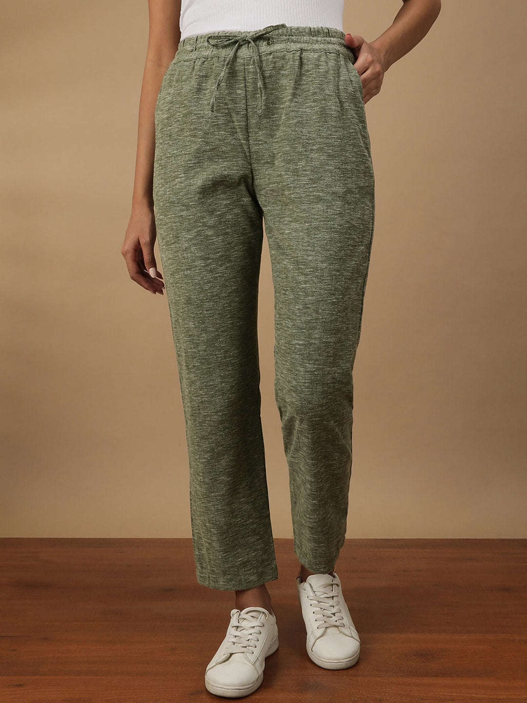 Shop Women Elasticated Trouser Online.