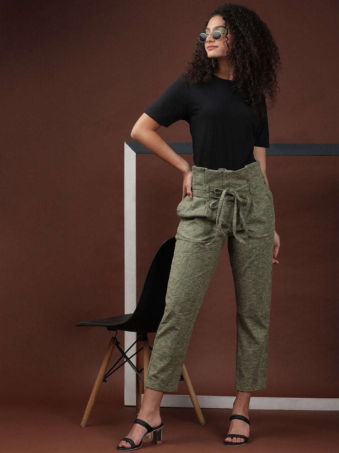 Shop Women High Waist Pleated Trouser Online.