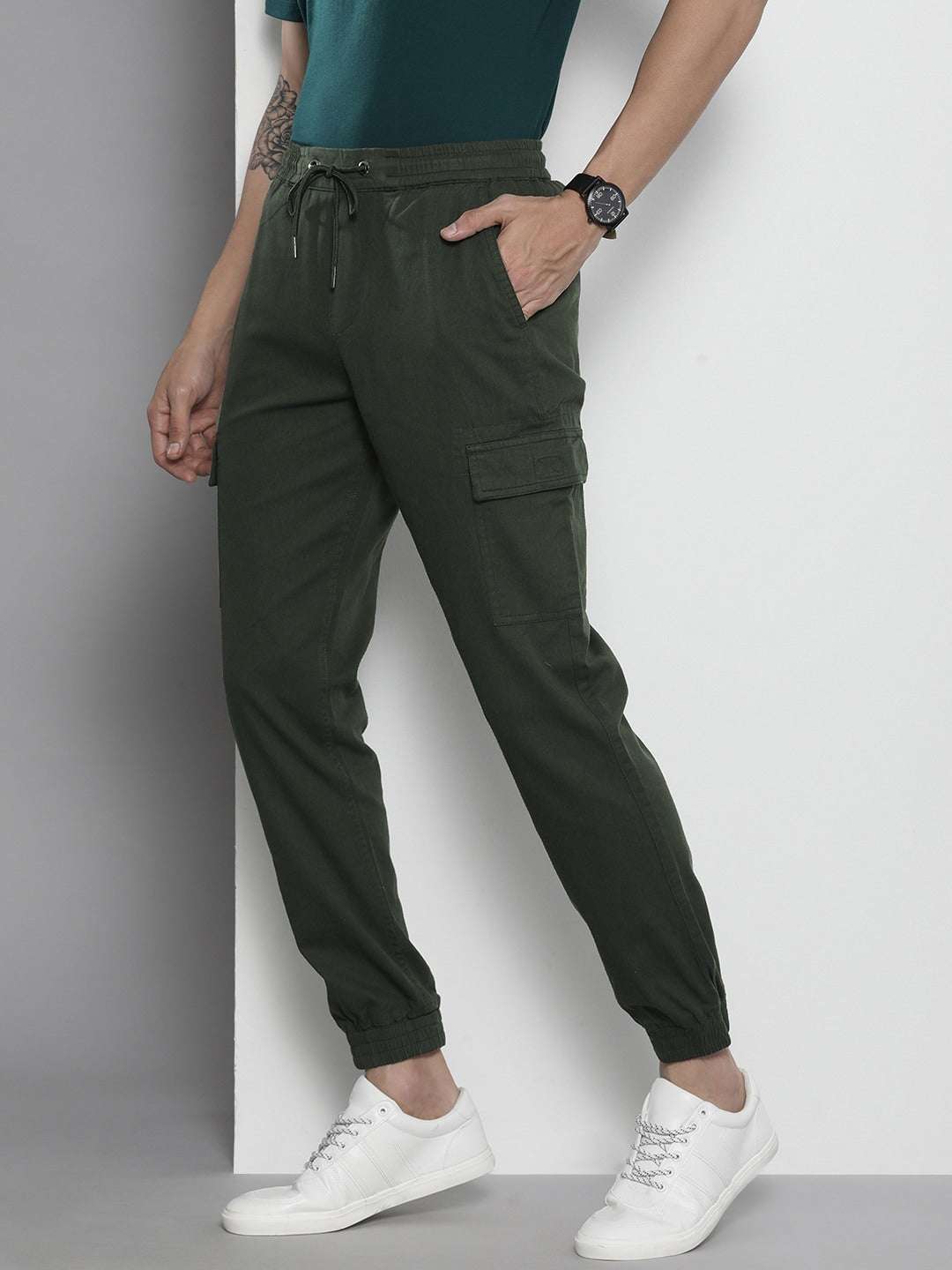 Shop Men Cargo Pant Online.