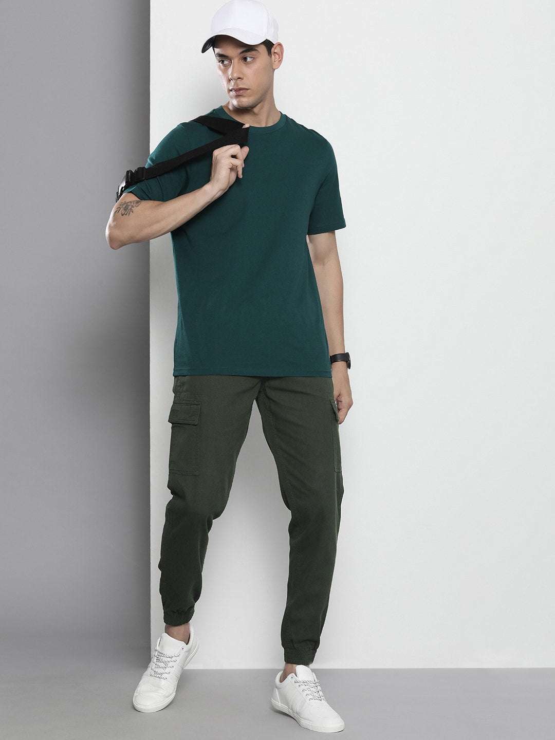 Shop Men Cargo Pant Online.