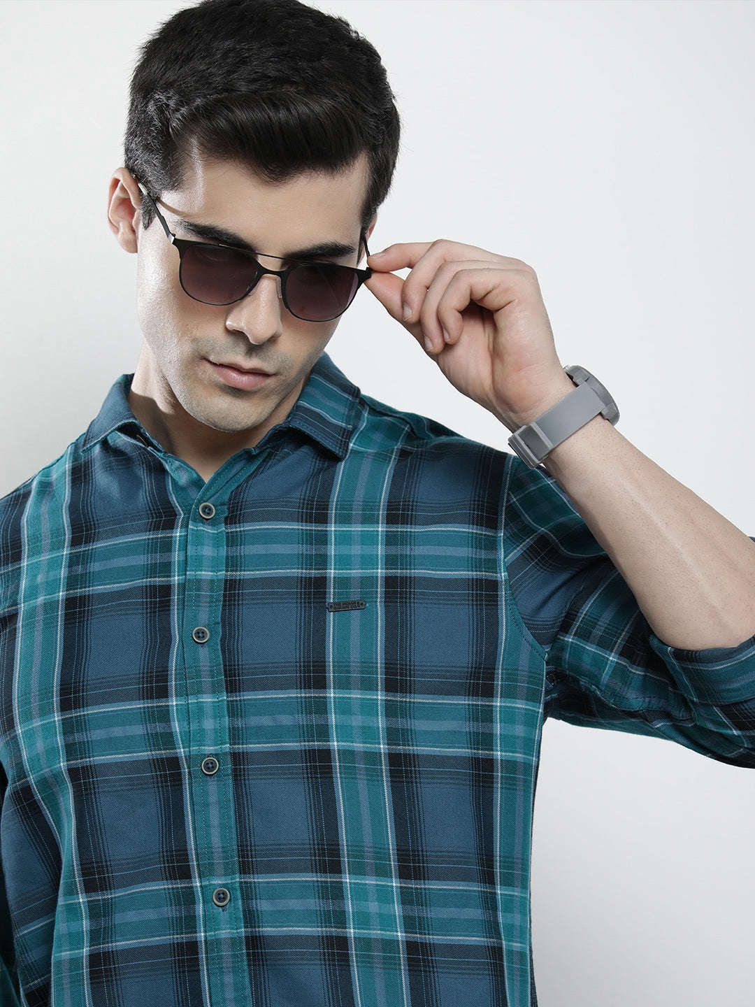 Shop Men Checked Shirt Online.